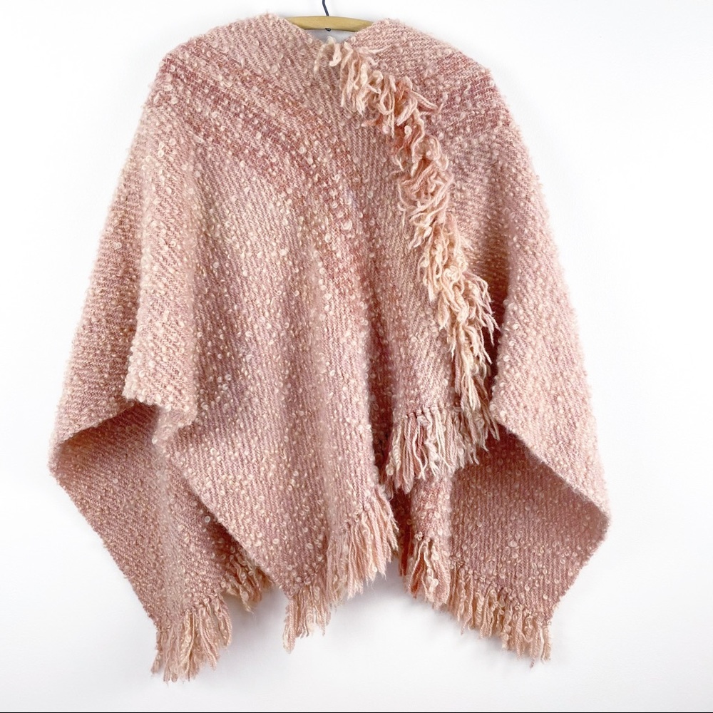 VTG 50s Handmade Boucle Fringe Wool Granny Shawl - Picture 8 of 14
